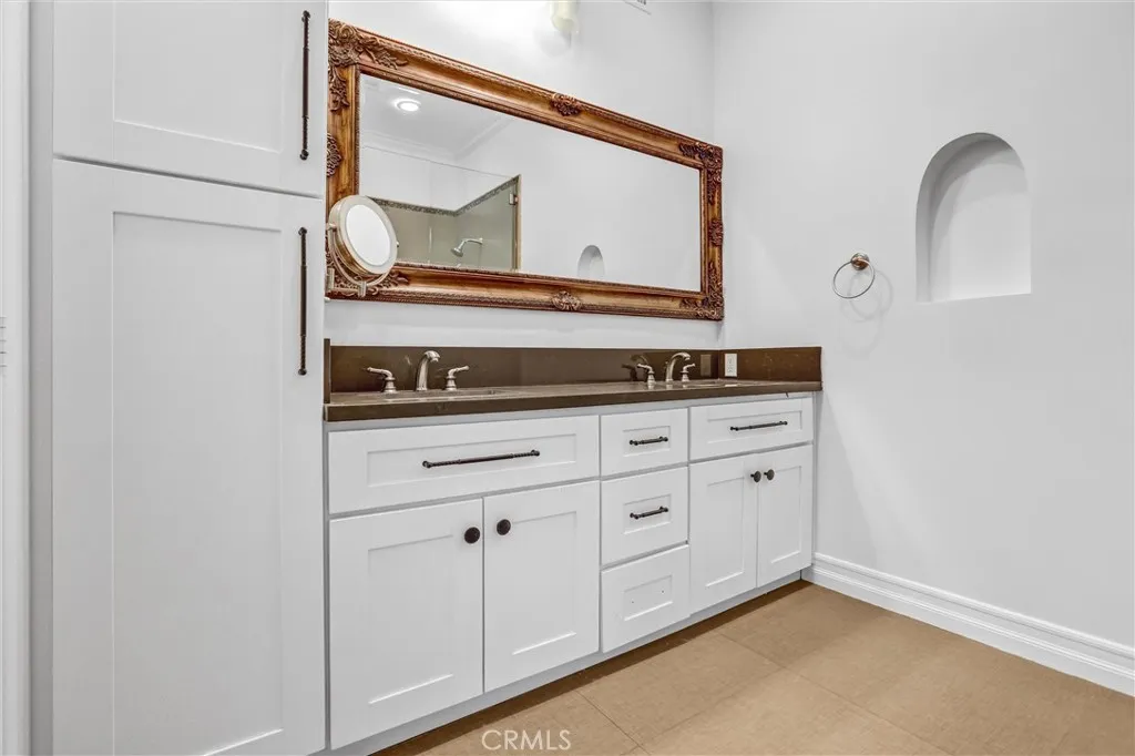 Additional image 51 of 22202 Avenue San Luis, Woodland Hills, CA 91364