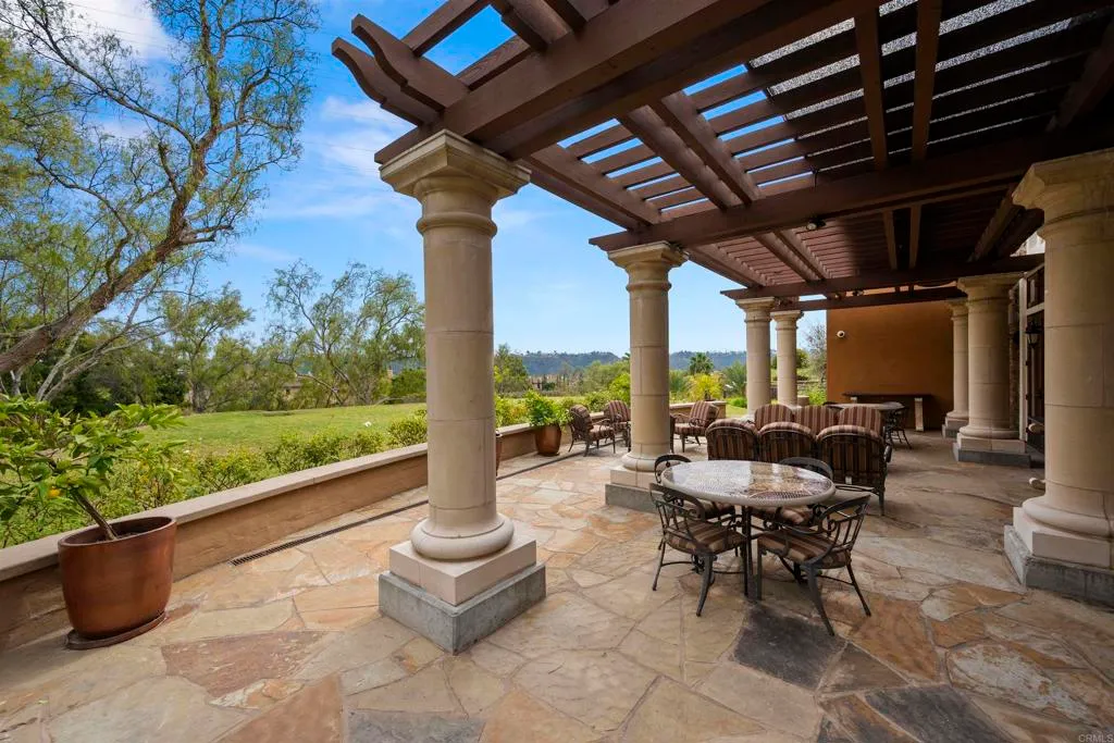 Additional image 109 of 2753 Bellezza Dr, San Diego, CA 92108