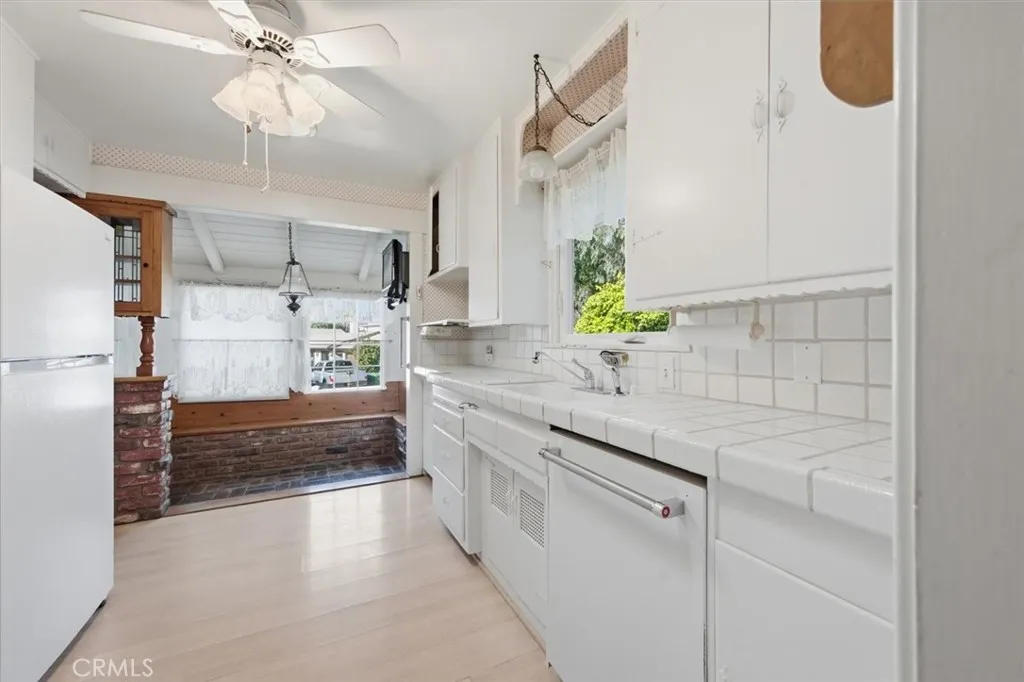 Additional image 68 of 22050 Independencia Street, Woodland Hills, CA 91364