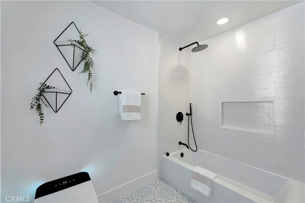 Additional image 86 of 21211 Binghampton Circle, Huntington Beach, CA 92646