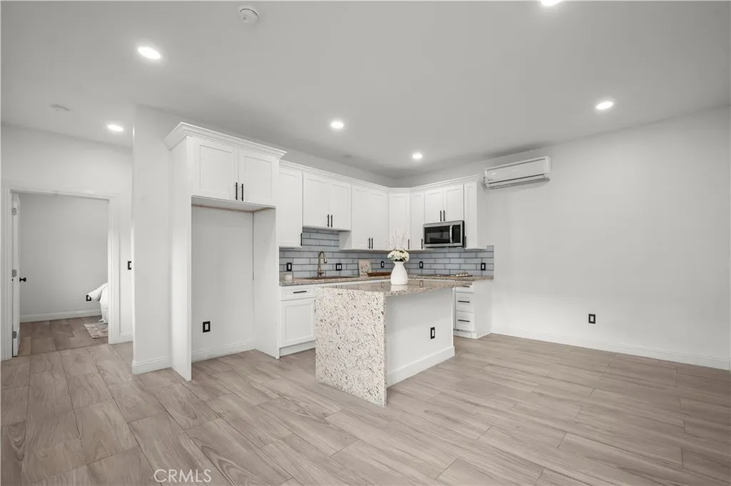 Additional image 98 of 638 N Buttonwood St, Anaheim, CA 92805