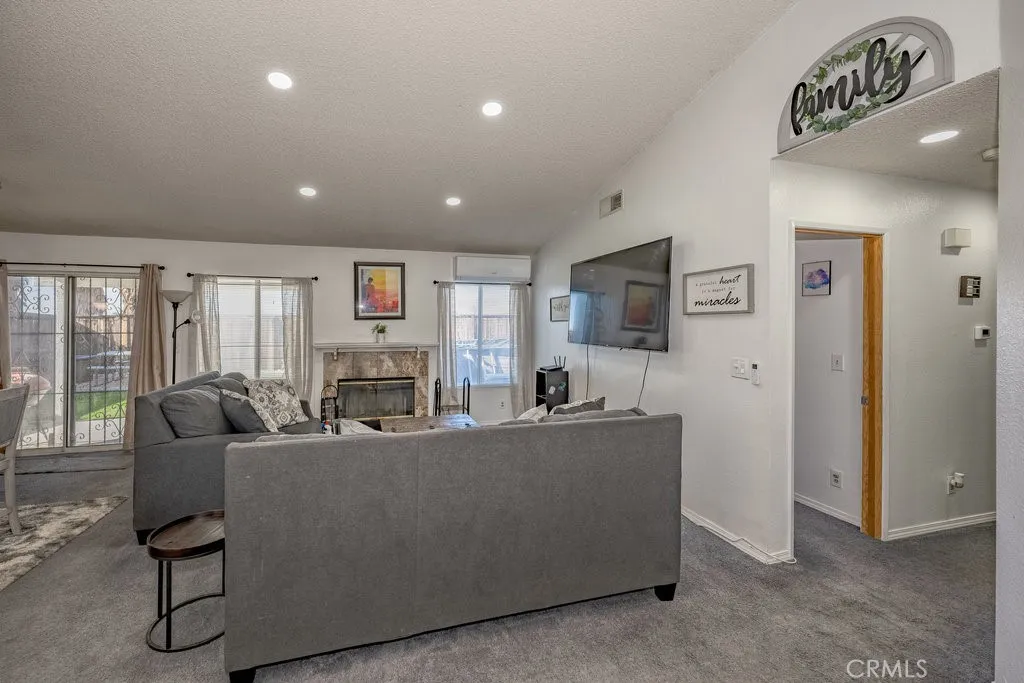 Additional image 5 of 3817 Hatcher Place, Rosamond, CA 93560