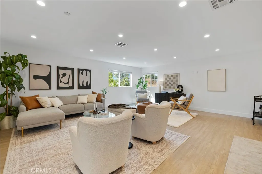 Additional image 42 of 5248 Segals Way, Sherman Oaks, CA 91411