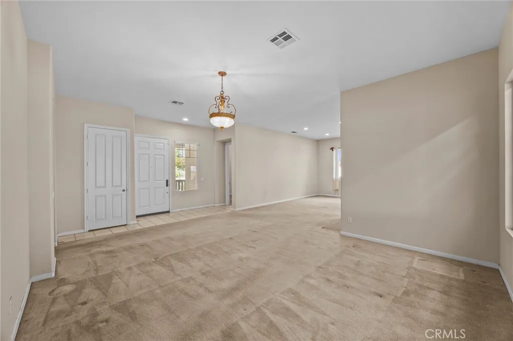 Additional image 7 of 101 Via De La Valle, Lake Elsinore, CA 92532