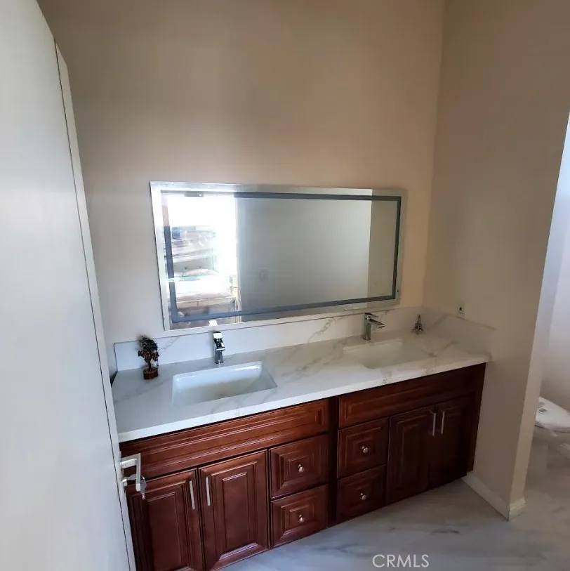 Additional image 47 of 3765 Globe, Los Angeles, CA 90066