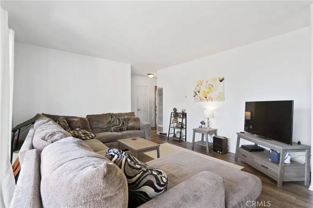 Additional image 5 of 13616 Cornuta Avenue, Bellflower, CA 90706