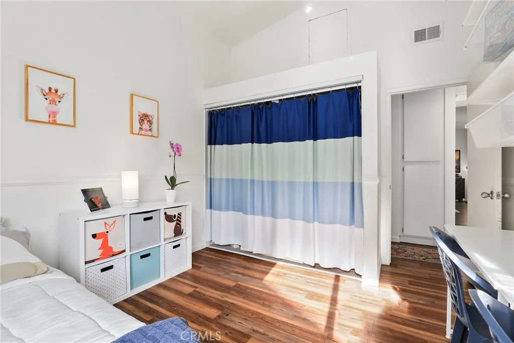 Additional image 41 of 27819 Sumner Ave, Saugus, CA 91350