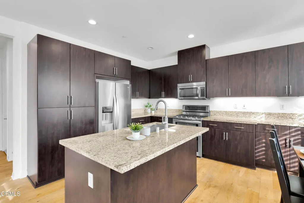 Additional image 68 of 900 N Primrose Lane Unit A, Azusa, CA 91702