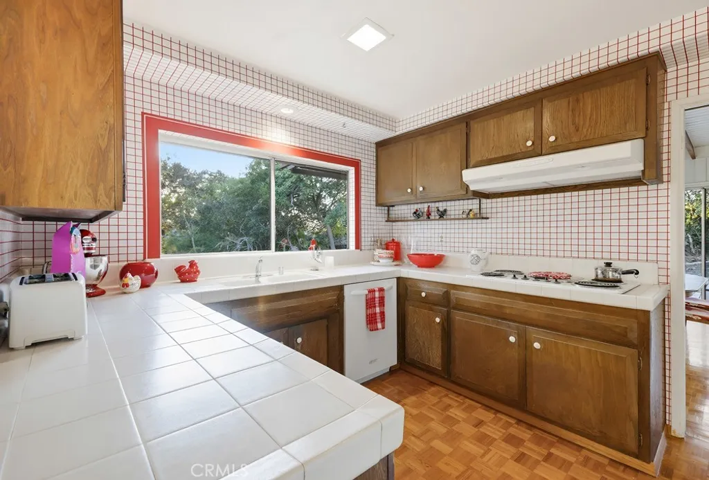 Additional image 46 of 700 Aleppo Street, Newport Beach, CA 92660