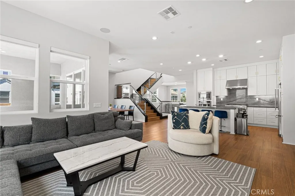 Additional image 60 of 200 Newton, Lake Forest, CA 92630