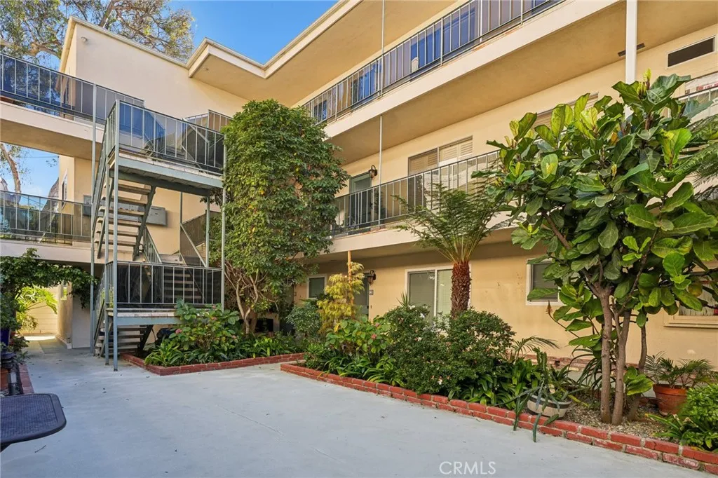 Additional image 91 of 240 Moss St Unit 2, Laguna Beach, CA 92651