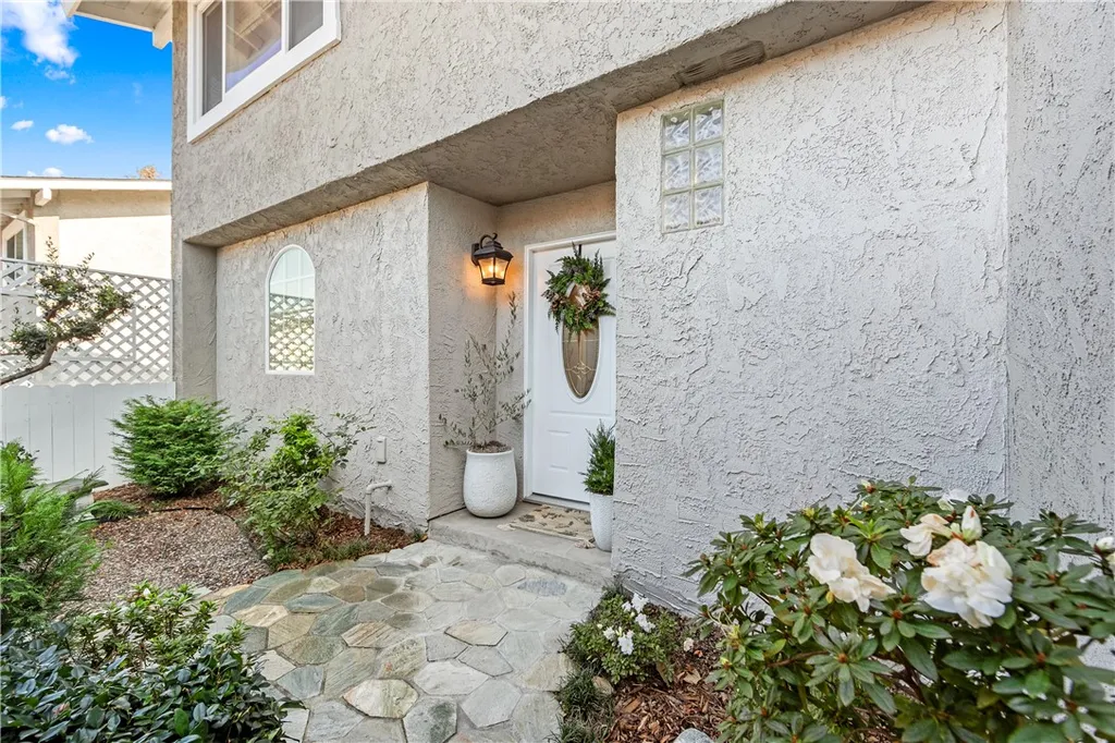 Additional image 5 of 18576 Vallarta Dr, Huntington Beach, CA 92646