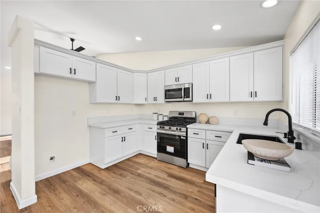 Additional image 13 of 3801 Amur Maple Drive, Bakersfield, CA 93311