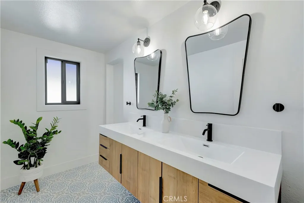 Additional image 36 of 21211 Binghampton Circle, Huntington Beach, CA 92646