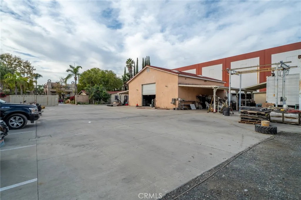 Additional image 99 of 2023 S Bon View Avenue, Ontario, CA 91761