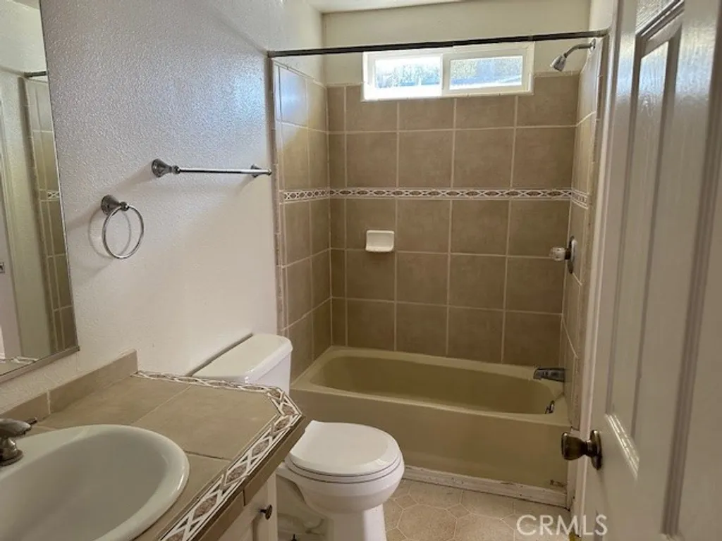 Additional image 10 of 3015 12th St, Clearlake, CA 95422