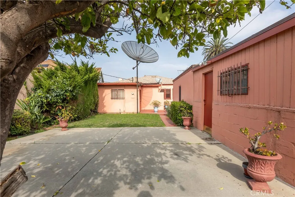 Additional image 51 of 2040 W 82nd Street, Los Angeles, CA 90047