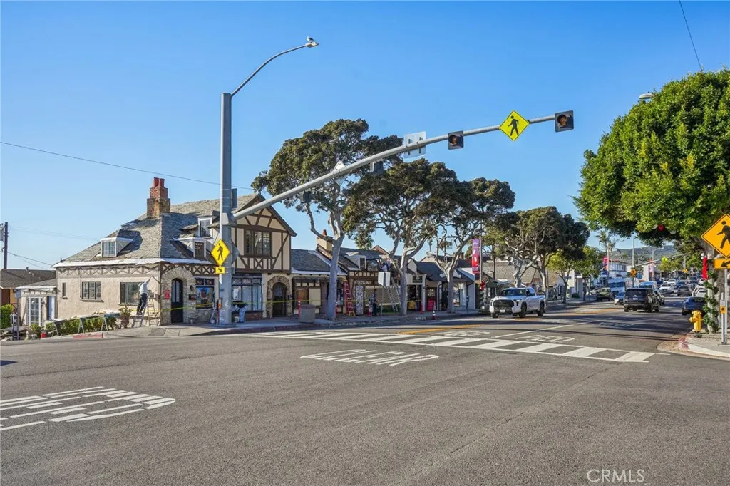 Additional image 46 of 240 Moss St Unit 2, Laguna Beach, CA 92651