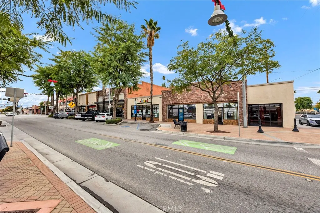 Additional image 3 of 318 S D St, Perris, CA 92570