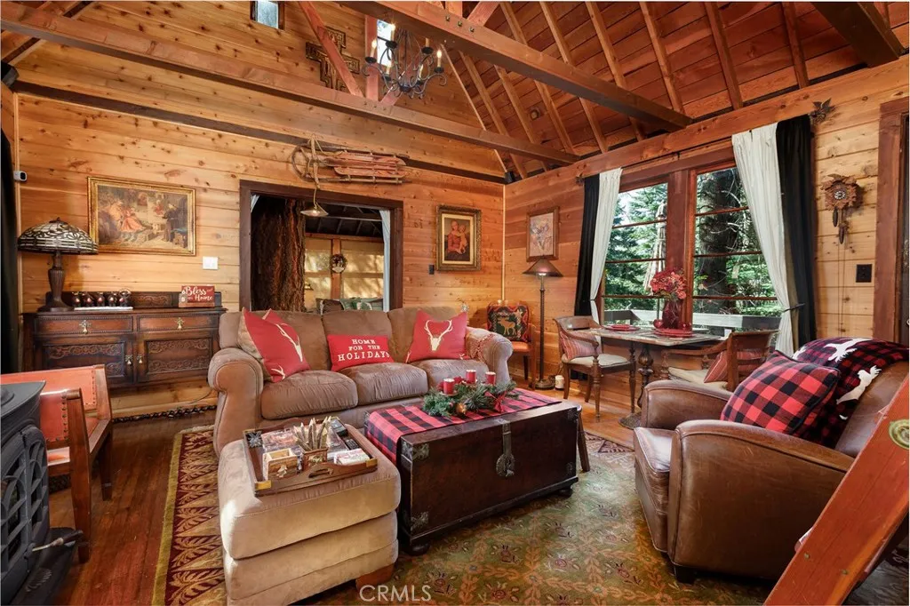 Additional image 43 of 529 West Victoria Court, Lake Arrowhead, CA 92352