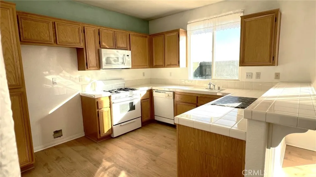 Additional image 6 of 3536 Mount Lassen Ave, Rosamond, CA 93560