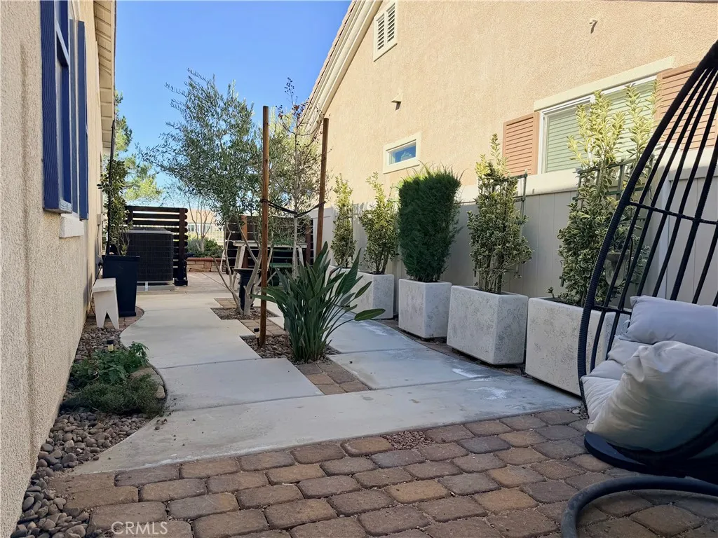 Additional image 90 of 10392 Wilmington Ln, Apple Valley, CA 92308