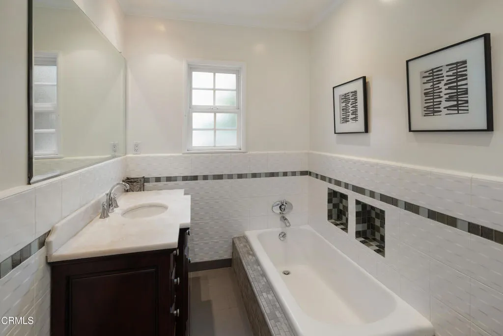 Additional image 103 of 941 Chehalem Road, La Canada Flintridge, CA 91011