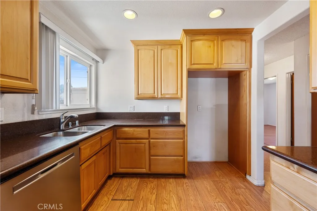 Additional image 14 of 914 W Camino Colegio, Santa Maria, CA 93458