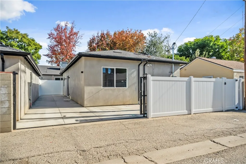 Additional image 148 of 6935 Jellico Avenue, Lake Balboa, CA 91406