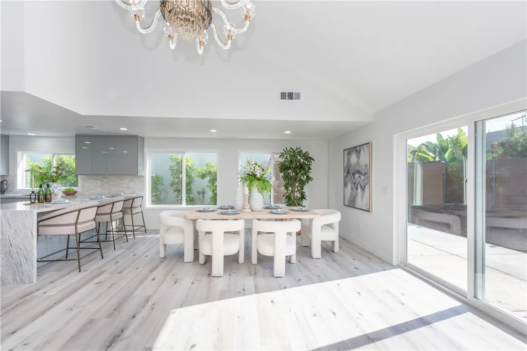 Additional image 11 of 39 Cape Cod, Irvine, CA 92620