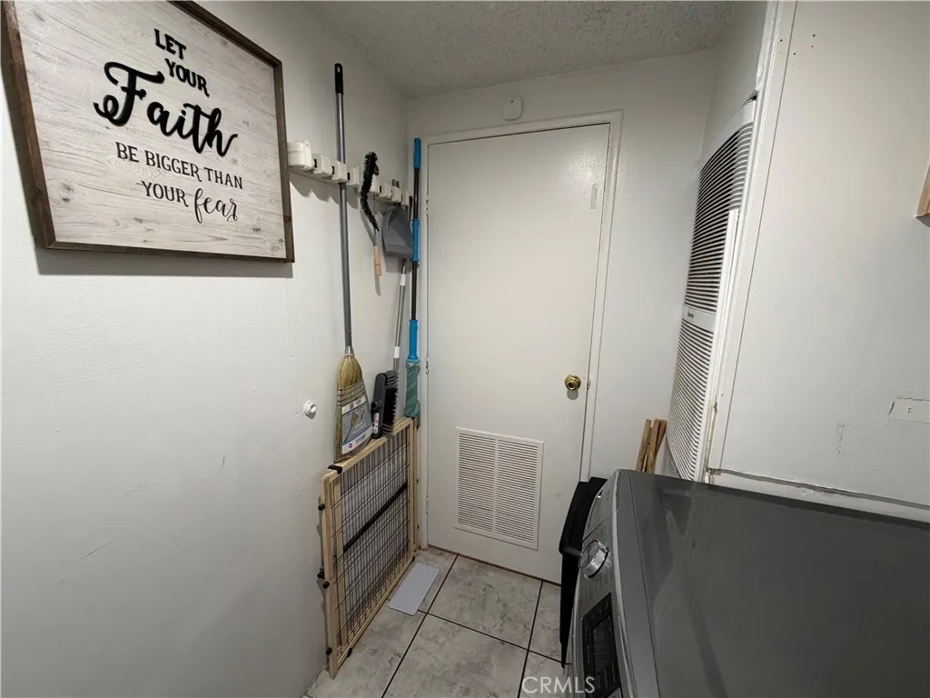 Additional image 62 of 1410 E 6th Street Unit 30, Corona, CA 92879