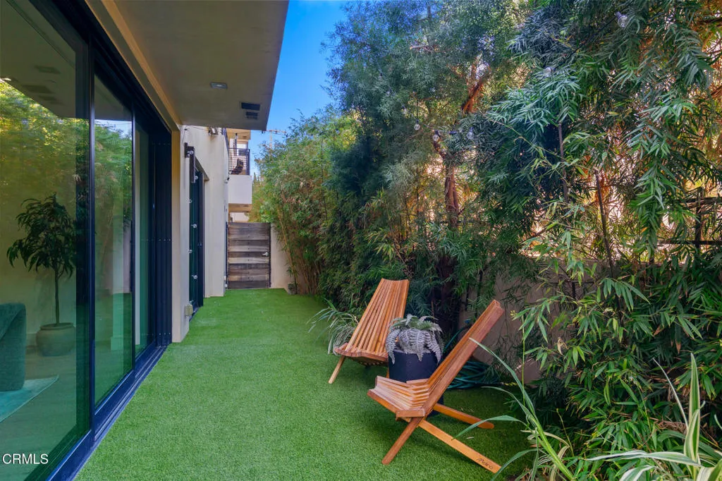 Additional image 47 of 432 N Oakhurst Drive Unit 104, Beverly Hills, CA 90210