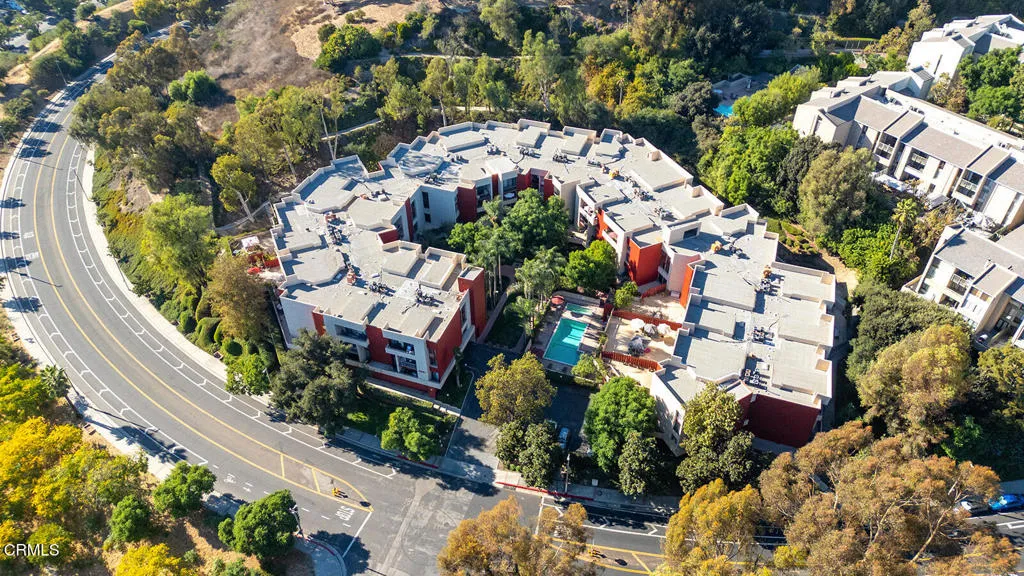 Additional image 83 of 3961 Via Marisol Unit 218, Los Angeles, CA 90042