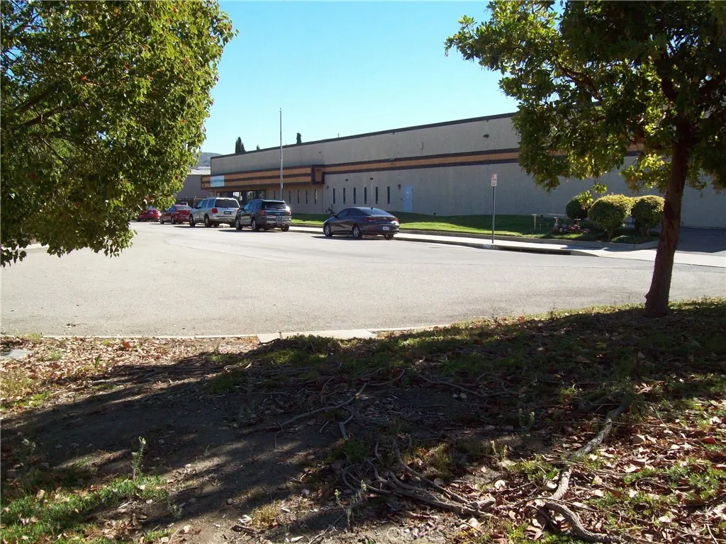 Additional image 2 of 554 Flinn Avenue, Moorpark, CA 93021