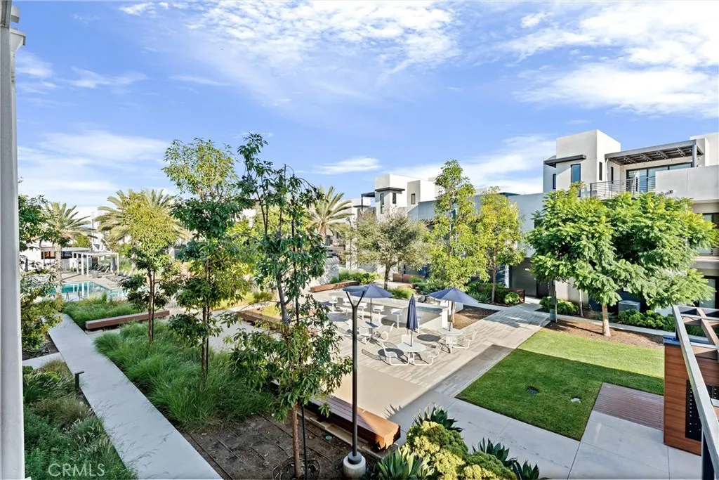 Additional image 78 of 419 Transport, Tustin, CA 92782