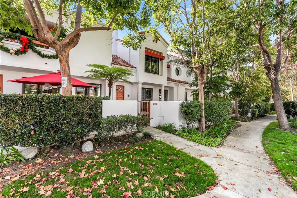 Additional image 4 of 19481 Pompano Ln Unit 110, Huntington Beach, CA 92648