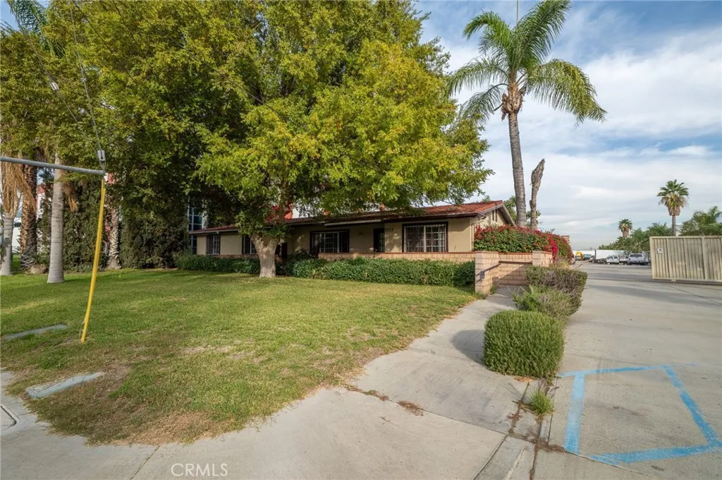 Additional image 4 of 2023 S Bon View Avenue, Ontario, CA 91761