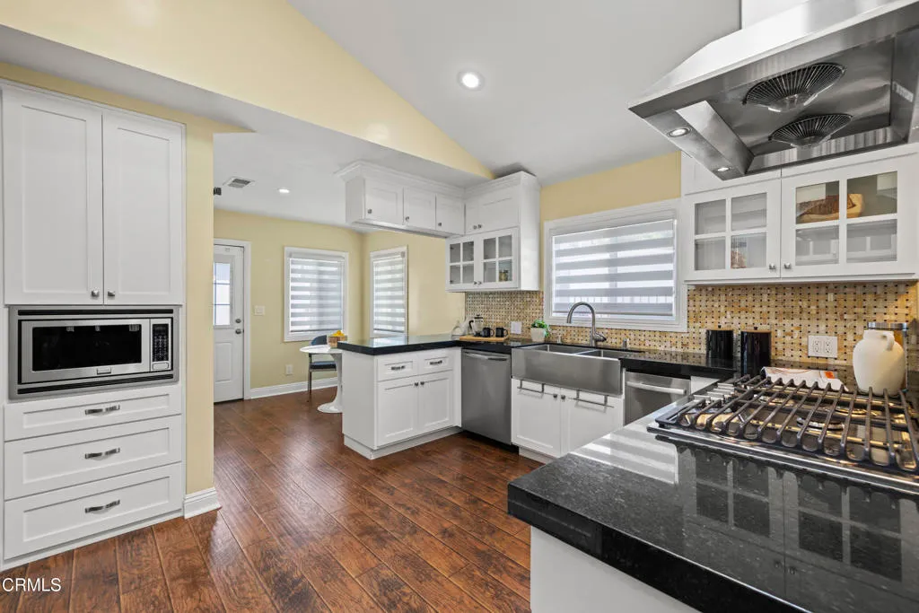 Additional image 64 of 4961 Alcove Avenue, Valley Village, CA 91607