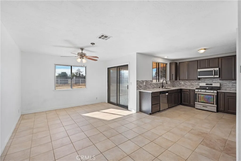 Additional image 6 of 18891 Shoshonee Road, Apple Valley, CA 92307