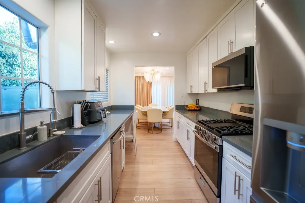 Additional image 31 of 15500 Chatsworth Street, , CA 91345