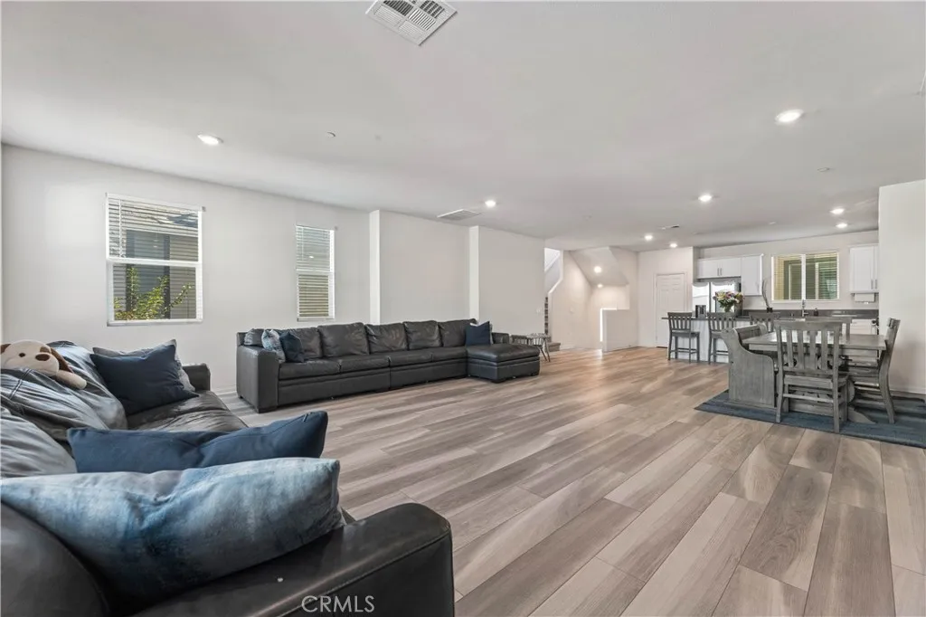 Additional image 76 of 1208 Dock Ln, Harbor City, CA 90710