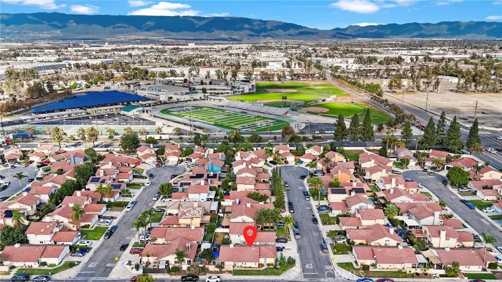 Property image for 11376 Winery Dr, Fontana, CA 92337