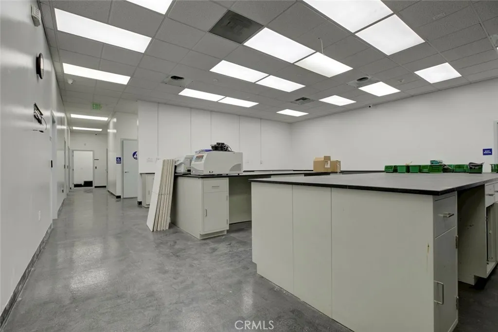 Additional image 87 of 18417 Bryant Street, Northridge, CA 91325