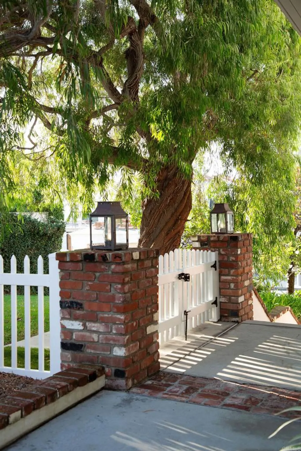 Property image for 5735 Dolphin Place, La Jolla, CA 92037