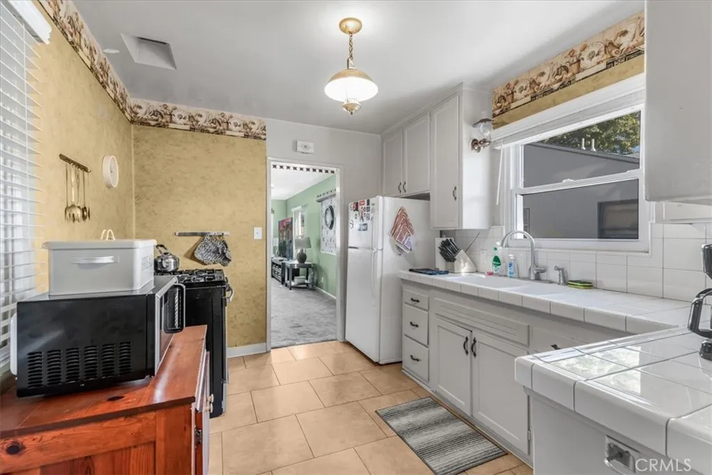 Additional image 13 of 19612 Schoolcraft, Reseda, CA 91335