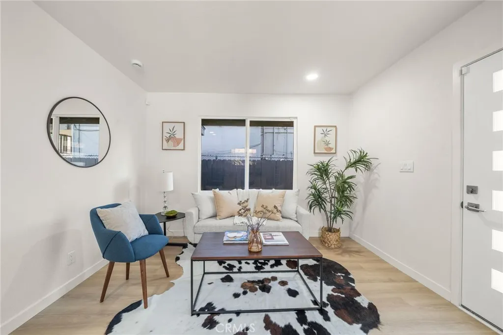 Additional image 6 of 408 Orange Ave, Long Beach, CA 90802