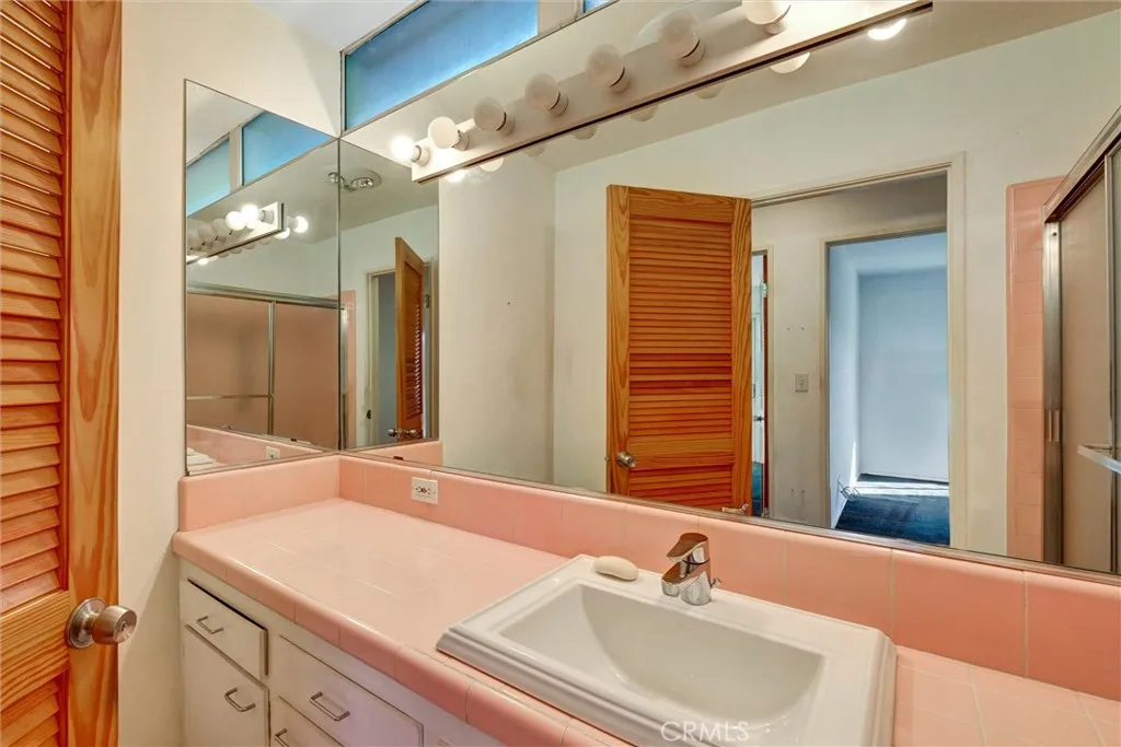 Additional image 27 of 3219 Tareco, Los Angeles, CA 90068