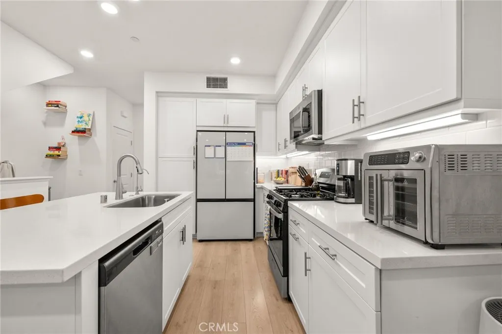 Additional image 23 of 16428 Whittier Blvd #6, Whittier, CA 90603