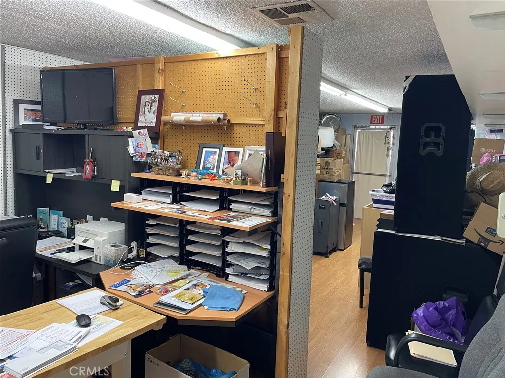 Additional image 66 of 1852 W 17th St, Santa Ana, CA 92706