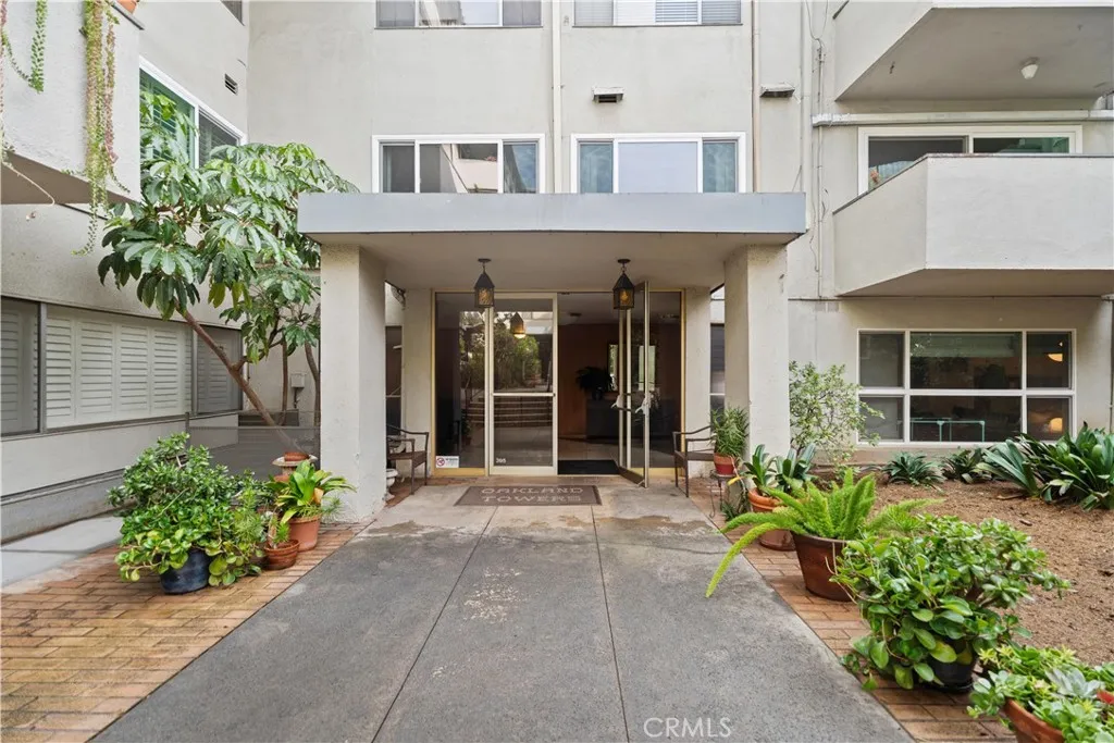 Additional image 63 of 395 S Oakland Avenue Unit 104, Pasadena, CA 91101